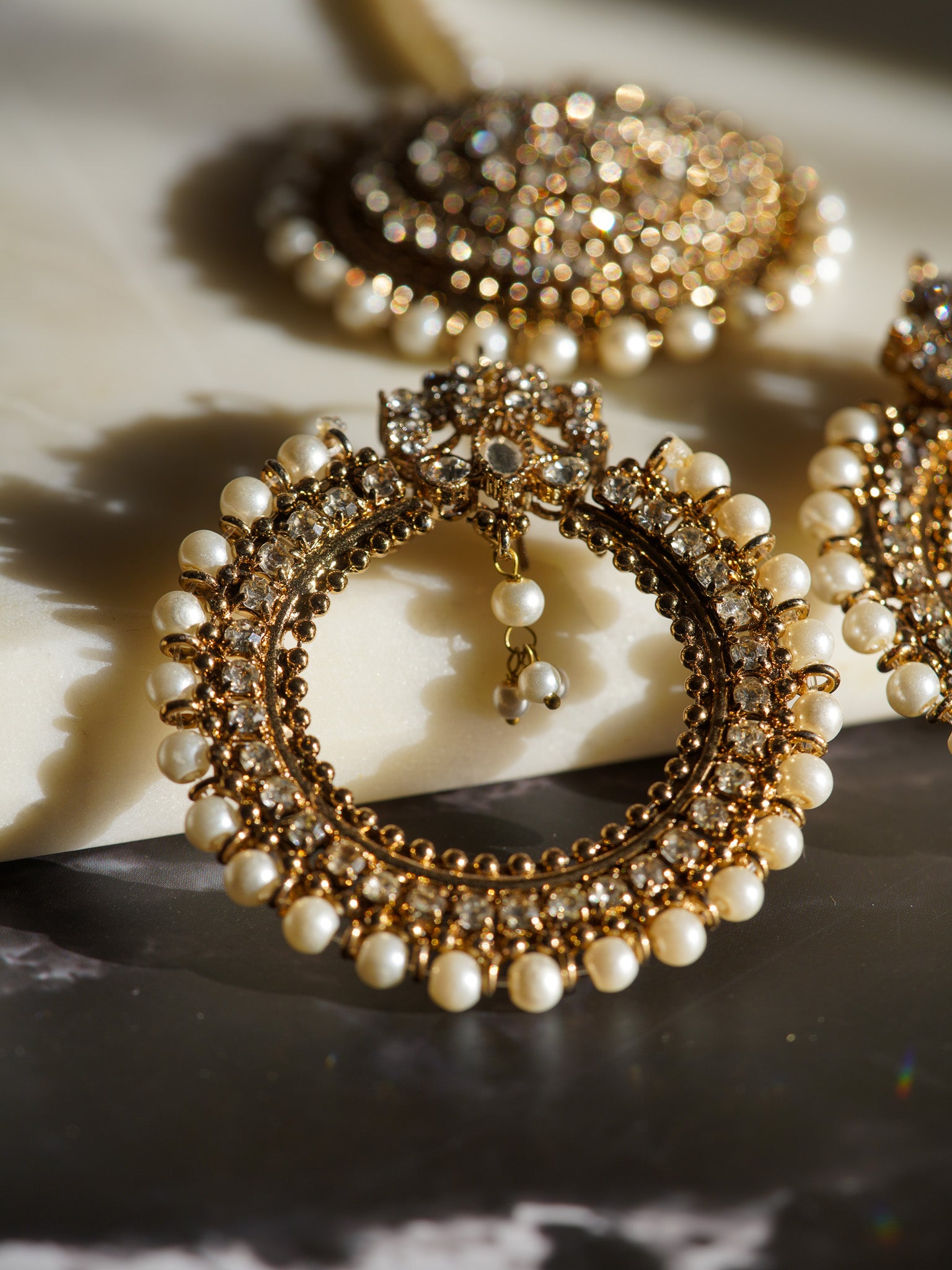 Emma Round Chandbali Earrings and Maang Tikka Set - Pakistani Jewelry