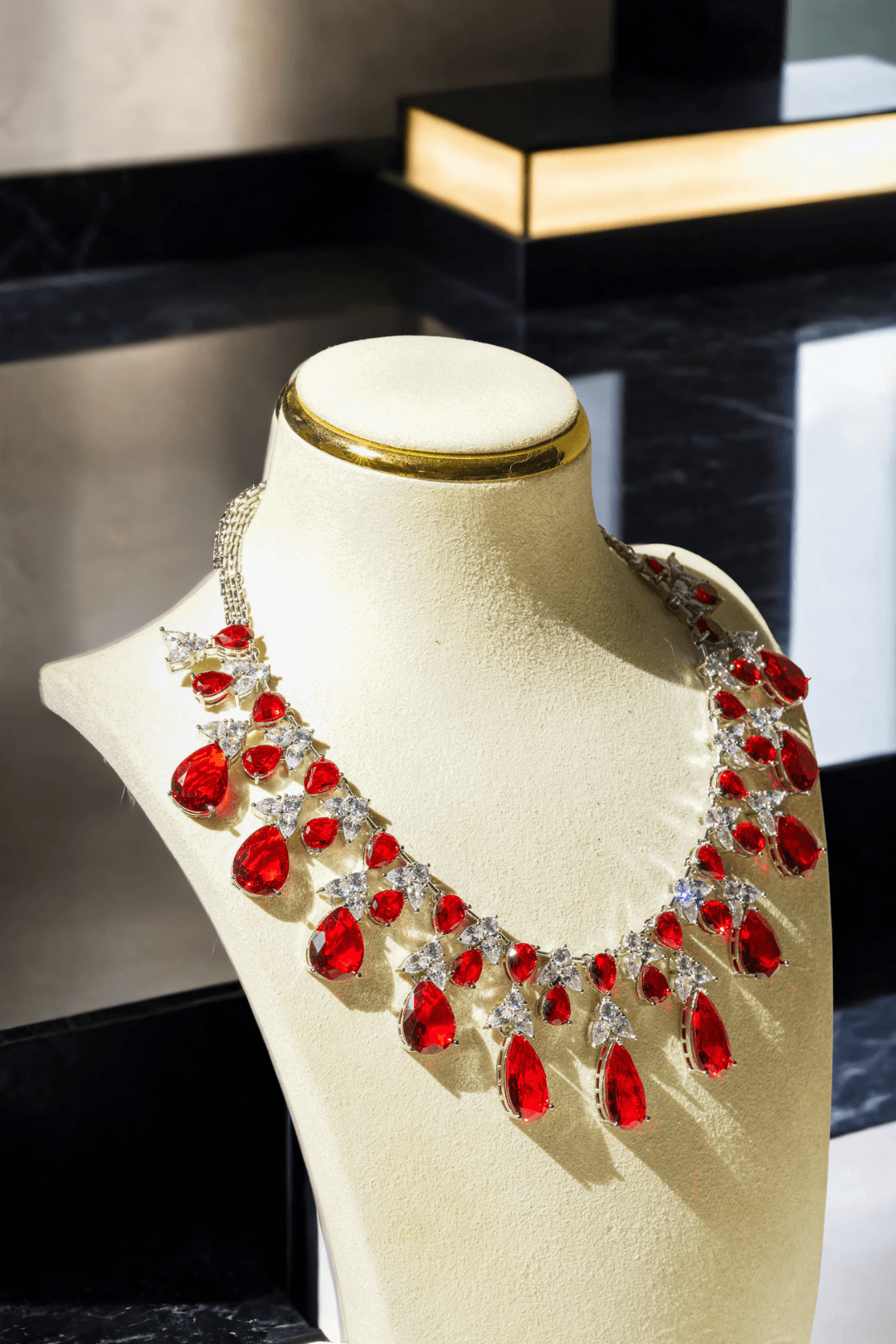 Kaira - Luminous Teardrop Crystal Necklace and Earrings Set