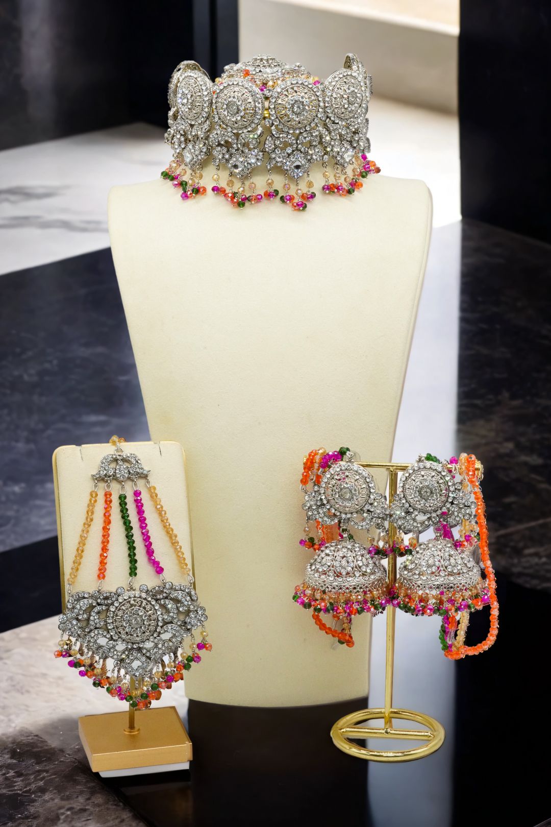 Namar – handgefertigtes Halsband-Set 