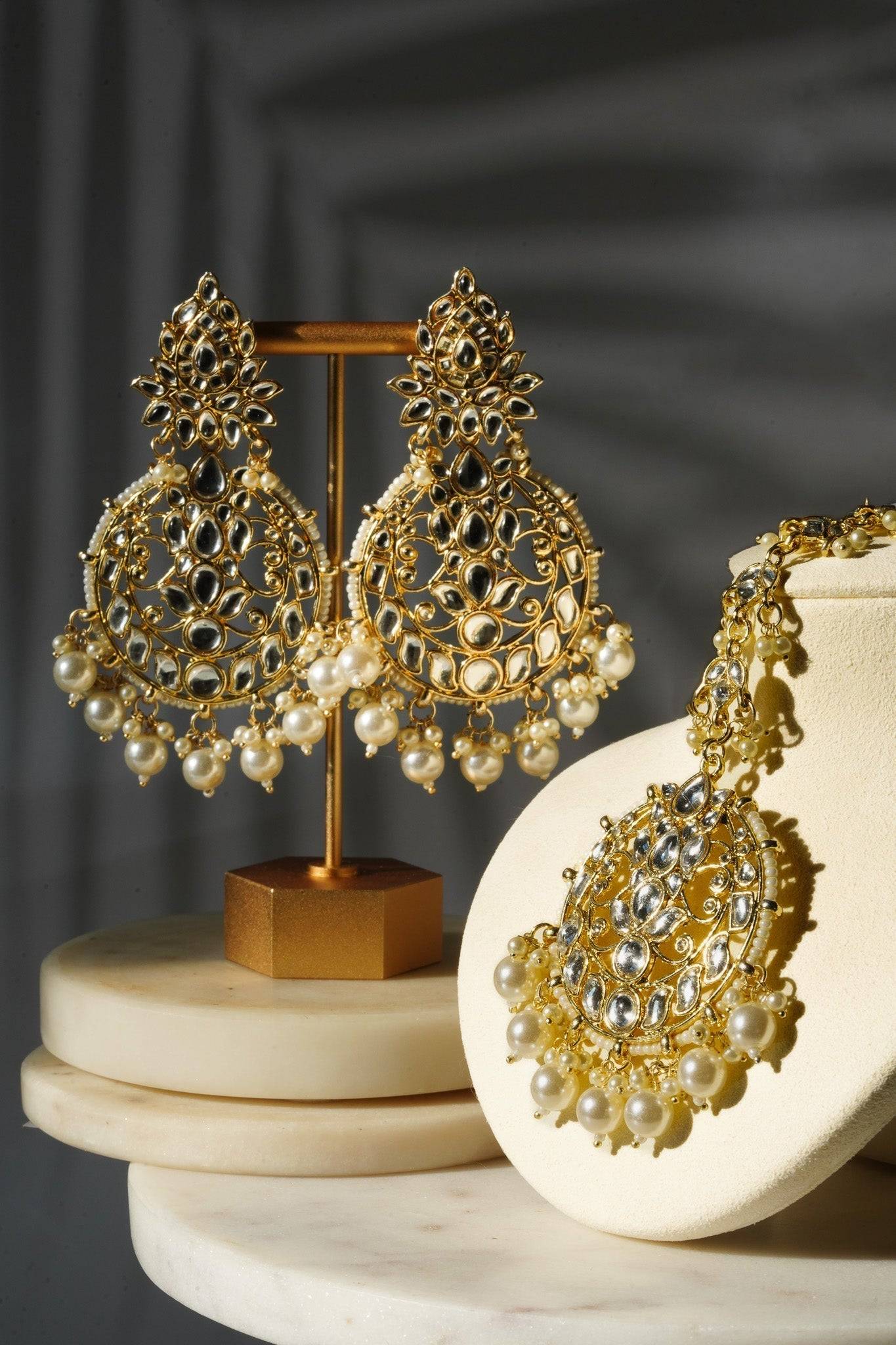 Explore the Exquisite of Kundan Jewellery at Zevar